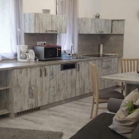 Apartman Sofia Apartment บาลาตอนฟือเรด ภายนอก รูปภาพ